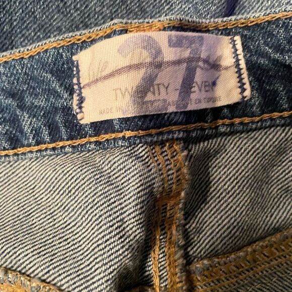 FREE PEOPLE Women's Rocky Mountain Straight Leg
Jeans. Sz 27 NWT
$170 - Picture 9 of 10